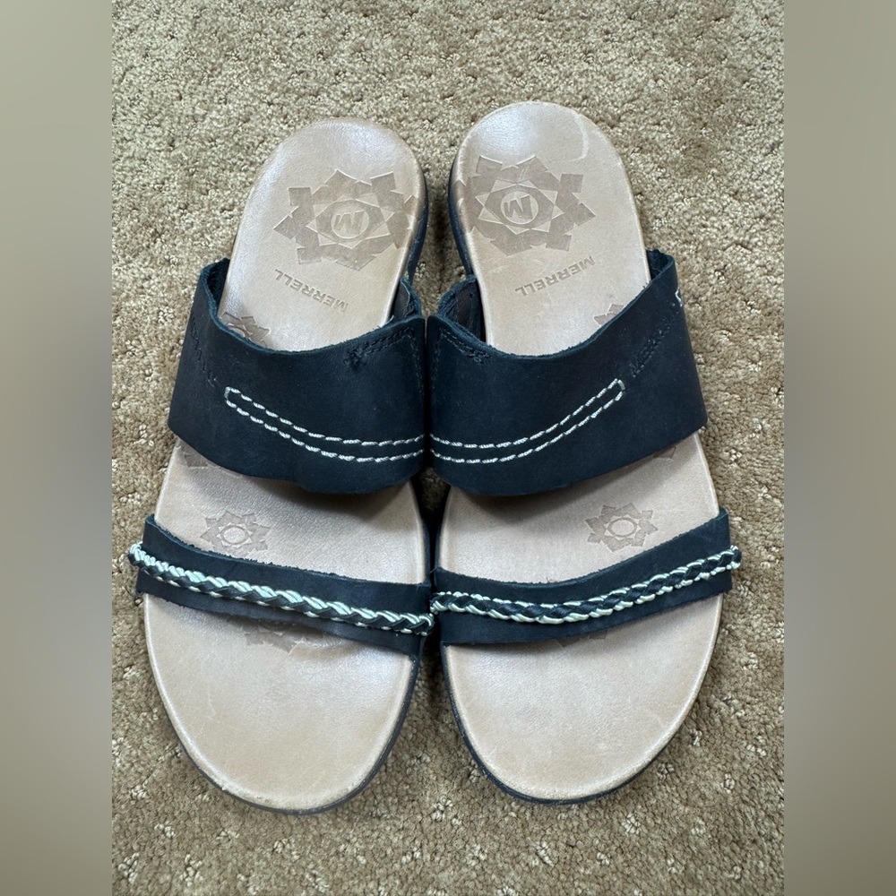 Merrell Shundra Slide Sandals.